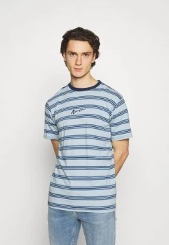 Großhandel 😍 Mennace CLASSIC HORIZONTAL STRIPE UNISEX - T-Shirt Print - Light Blue 🤩