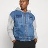 Am billigsten 🌟 Mennace OVERSIZED JACKET - 👖 Jeansjacke - Blue, Herren 👏