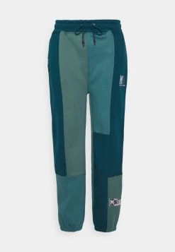 Brandneu 😉 Mennace PATCHWORK JOGGER - Jogginghose - Green, Herren 🎉