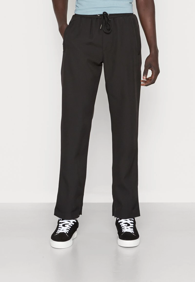 Bestes Angebot ⌛ MENNACE ZIP HEM TAILORED - Stoffhose - Black, Herren ⭐