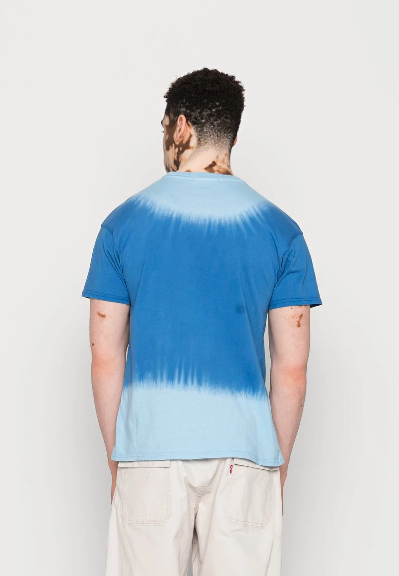 Großhandel 😍 MENNACE UNISEX DIP - T-Shirt Print - Blue 🌟 – Bild 3