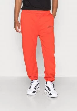 Bestpreis ✨ MENNACE ESSENTIAL JOGGER UNISEX - Jogginghose - Red 👏