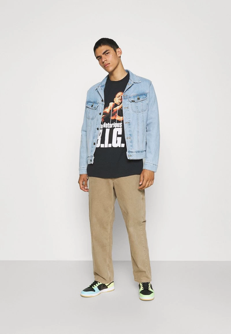 Angebote 🎉 Mennace BIGGIE PUPPETEER - T-Shirt Print - Black, Herren 💯 – Bild 2