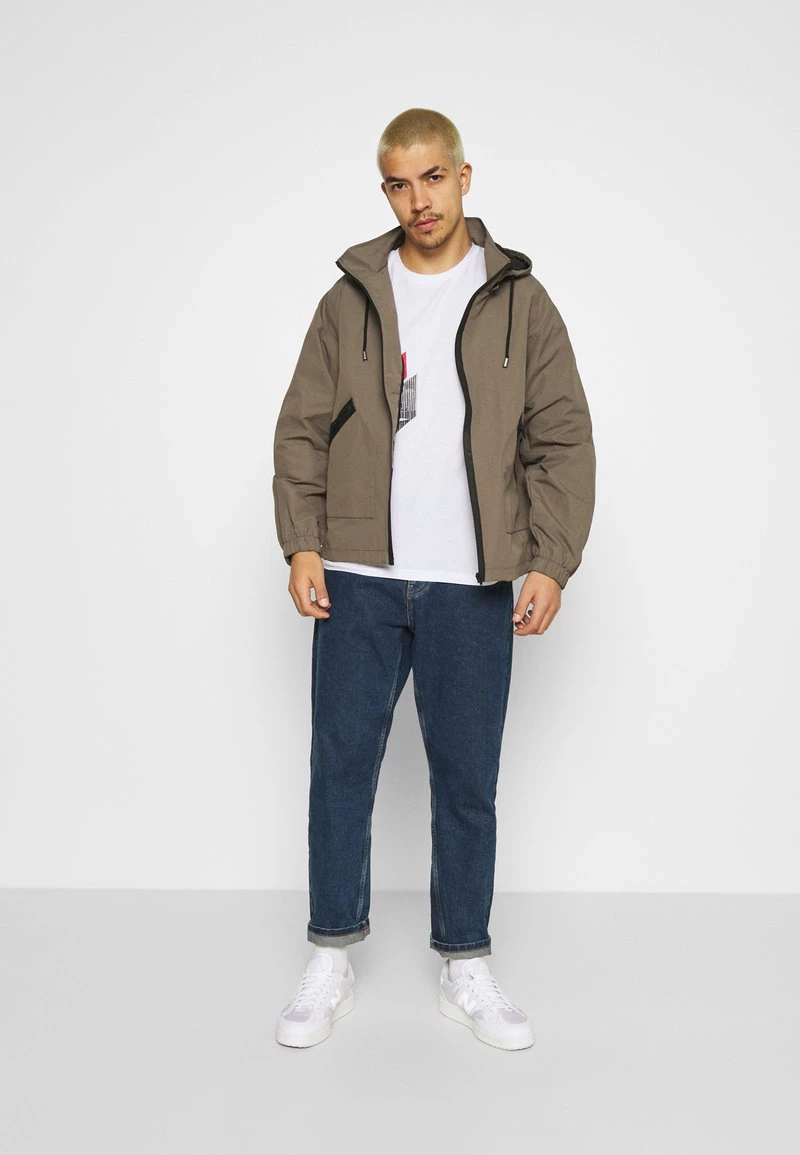 Coupon ✔️ Mennace Leichte Jacke - Brown, Herren 🛒 – Bild 2