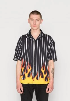 Top 10 👏 MENNACE PINSTRIPE FLAME BOXY - Hemd - Black, Herren ⭐